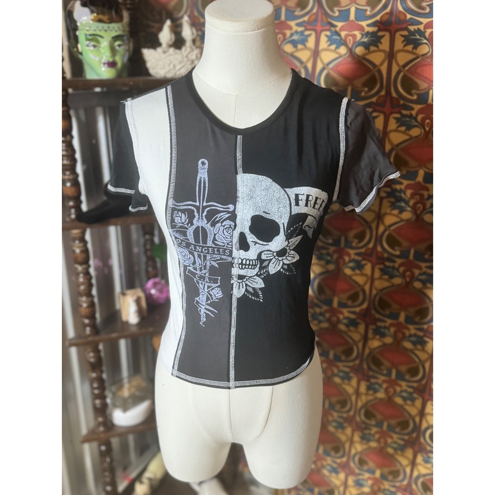 Hollister California Black Graphic Skull Rose Sword Top Womens Size S